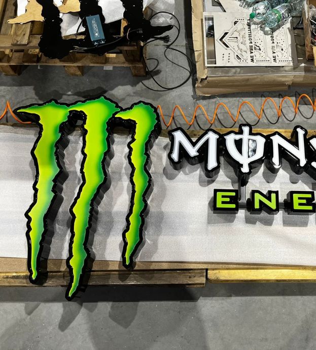 Litery 3D produkcja dla Monster Energy od PosPoint